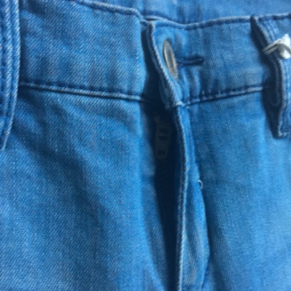 BCBGMAXAZRIA Terrible Two Tanya Flare Jeans - Picture 8 of 10